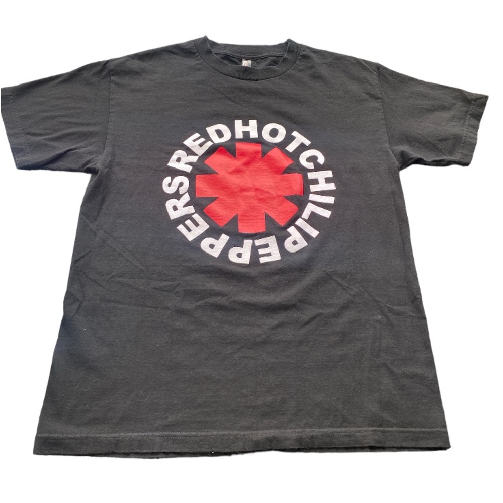 2/$30🔅Red Hot Chili Peppers 🌶️  T-Shirt